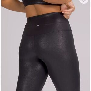 Lululemon capri leggings Foil Size 6